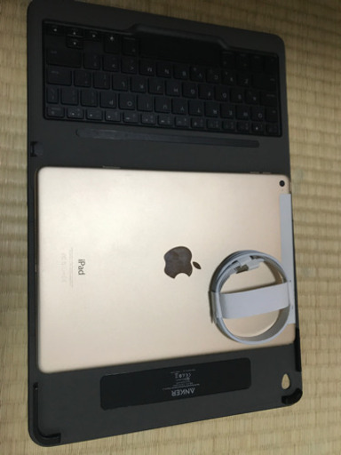 iPad Air2、BTキーボードをセットで