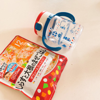 ストローマグとベビーフード