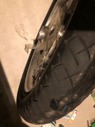 SR400 フロントドラムブレーキ　ホイール　タイヤ