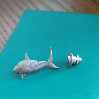 お値下げ致しました(*^^*)    シャーク・ピン