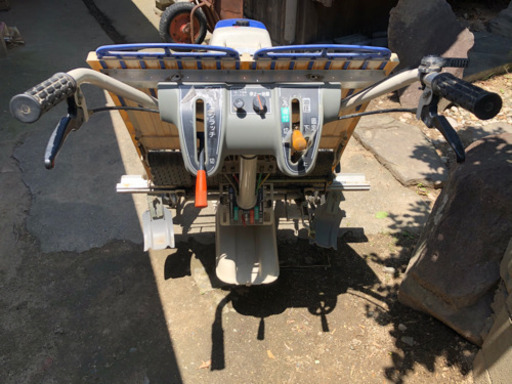 お話中です。田植え機　イセキ　さなえ　2条
