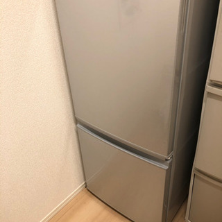 シャープ2018年製！冷蔵庫の画像