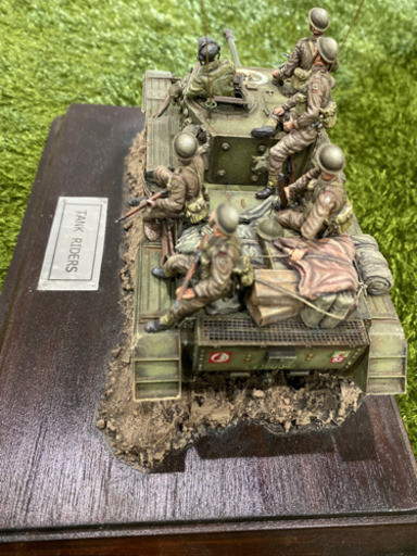 1/35  ジオラマ完成品　　アメリカの戦車乗りの男達