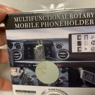 車でスマホをハンズフリーで使うのに付ける部品の画像