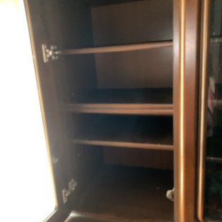 食器棚 引取りに来て下さる方 決定しましたの画像