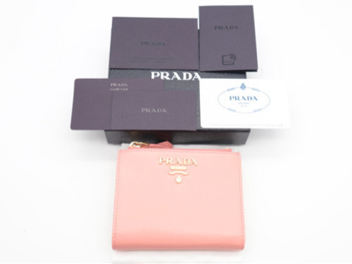 《PRADA/ヴィッテロムーブ二つ折り財布》Aランク 箱、冊子、ギャラ有り 極美品