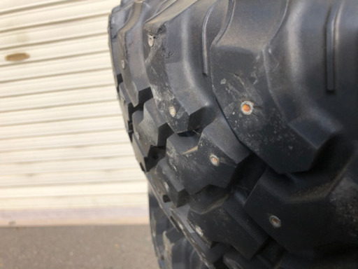 グッドリッチ　245/75/16 スパイク