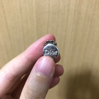 Dior イヤリングの画像