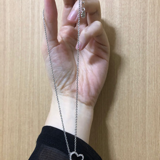 スワロフスキー　ネックレス