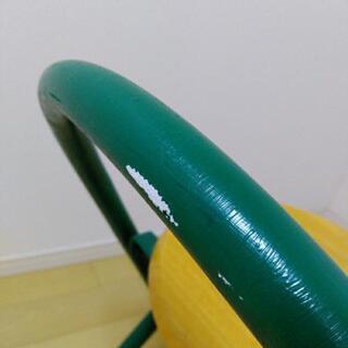 折りたたみ式椅子の画像