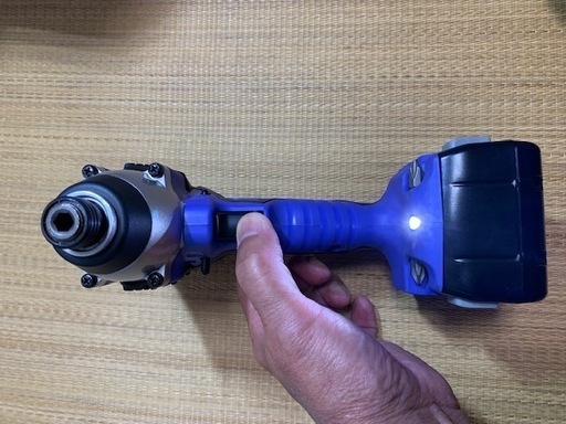 【値下げしました！】【ほぼ新品】日立工機／ハイコーキ　14.4Ｖコードレスインパクトドライバー　ＦWH14DGL(2ＬEGK)　使用2