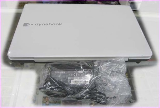 【￥6,600- 税込】東芝 dynabook PAEX35KLTWH ノートパソコン WIN10 4GB @2.2GHz Celer