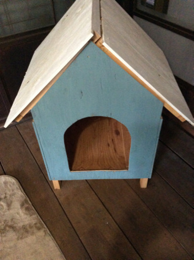 ハンドメイド 猛暑のお留守番ワンコに 涼しい犬小屋