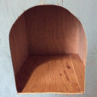ハンドメイド 猛暑のお留守番ワンコに 涼しい犬小屋