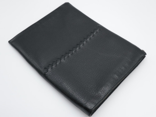 《BOTTEGA VENETA/クラッチバッグ》A4収納可能 大きめサイズ