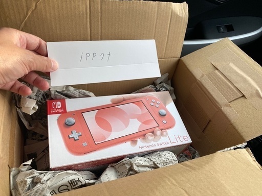 値下しました新品スイッチライト　コーラル　5月購入