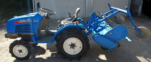 鹿児島発　イセキ　15馬力　ディーゼルトラクター　TF5F　アワーメーター約595時間　爪新品交換済み