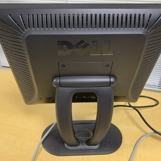 DELL製PCモニター（17インチ）の画像
