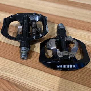 SHIMANO ビンディングペダル