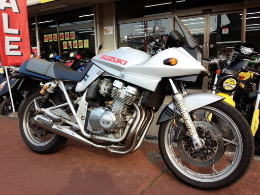 NO.3204　ＧＳＸ４００Ｓカタナ　ヨシムラドラッグ集合マフラー　オーリンズサス　シルバー　☆彡