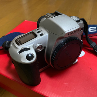 CANON EOS フイルム一眼