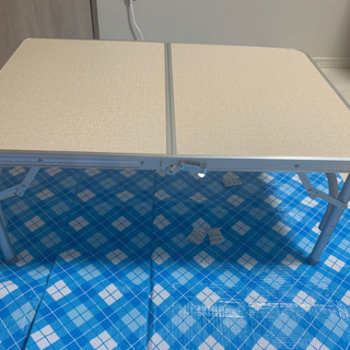 ☆中古品☆  レジャーテーブル　　折り畳み式♪