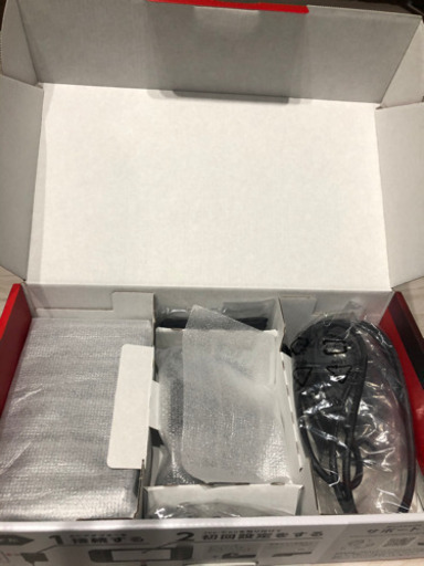 【お譲り決まりました】美品 先着順 新型任天堂Switch本体