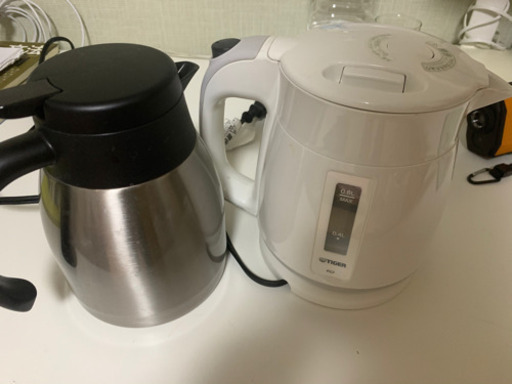 0.8 L電気ケルト(TIGER)と保温ポット