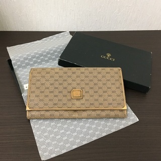 GUCCI 長財布