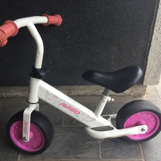 AVIGO トレーニングバイク　ピンク