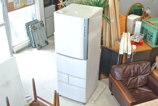 （商談中）日立の左開き冷蔵庫 マイナスイオン 大容量370L　2004年製 R-S37SPAML(H)形