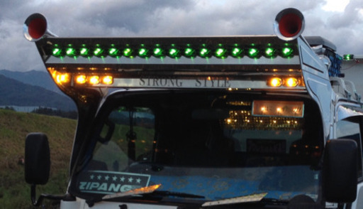 2トン　フロントバイザー