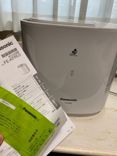 パナソニック Panasonic FE-KFR03-W [ヒーターレス気化式加湿機 プレハブ洋室：8畳/木造和室：5畳 ホワイト]