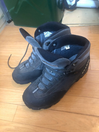 登山靴