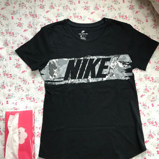 ナイキ　Tシャツの画像