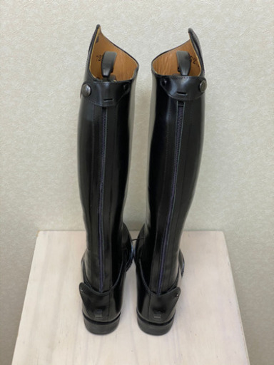 乗馬ブーツ　多くのジョッキーに愛されている布施靴店！