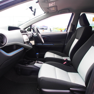 H25年TOYOTAアクア　81000km　SDナビBluetoothBカメラ地デジ　ハイブリッド１オナの画像