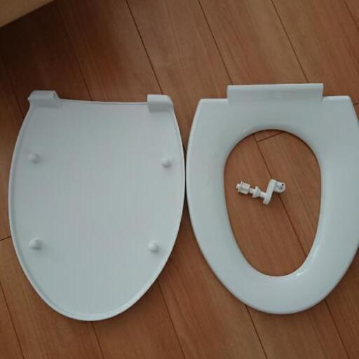 トイレ便座と蓋