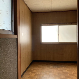 4LDK 家賃1万円〜　枚方市