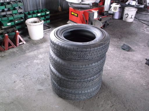 175R13-6プライ　一回使用タイヤ４本