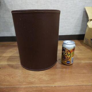 直接引取限定！落ち着いた色のゴミ箱丸型