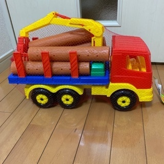 新品大きなトラックのおもちゃの画像
