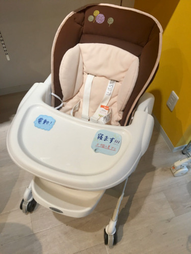 ■店頭引取限定■コンビ♫電動ベビーラック　ハイローチェア  ブラウン