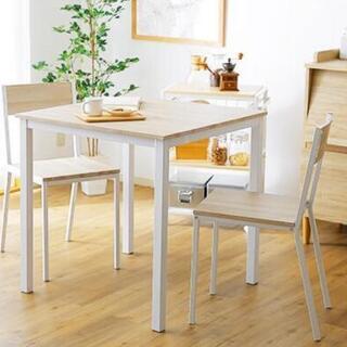 テーブルとイス一脚ゆずりますの画像