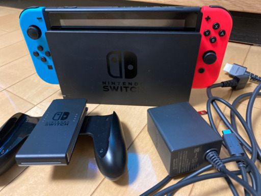 任天堂 SWITCH 42000円