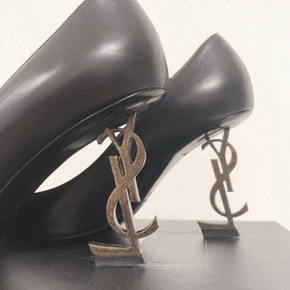 SAINT LAURENT オピウム パンプス