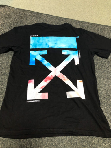 オフホワイト　tシャツ　Mサイズ　美品