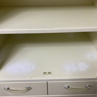 収納棚・食器棚の画像