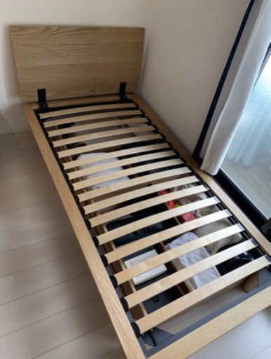 無印良品ベッドフレーム　シングル　ベッド下収納付き　オーク材