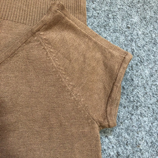 ★セシル★バックボタン肩出しニットの画像